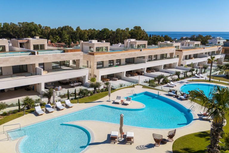 Luxury four-bedroom beachside apartment with terraces on Marbella’s Golden Mile.